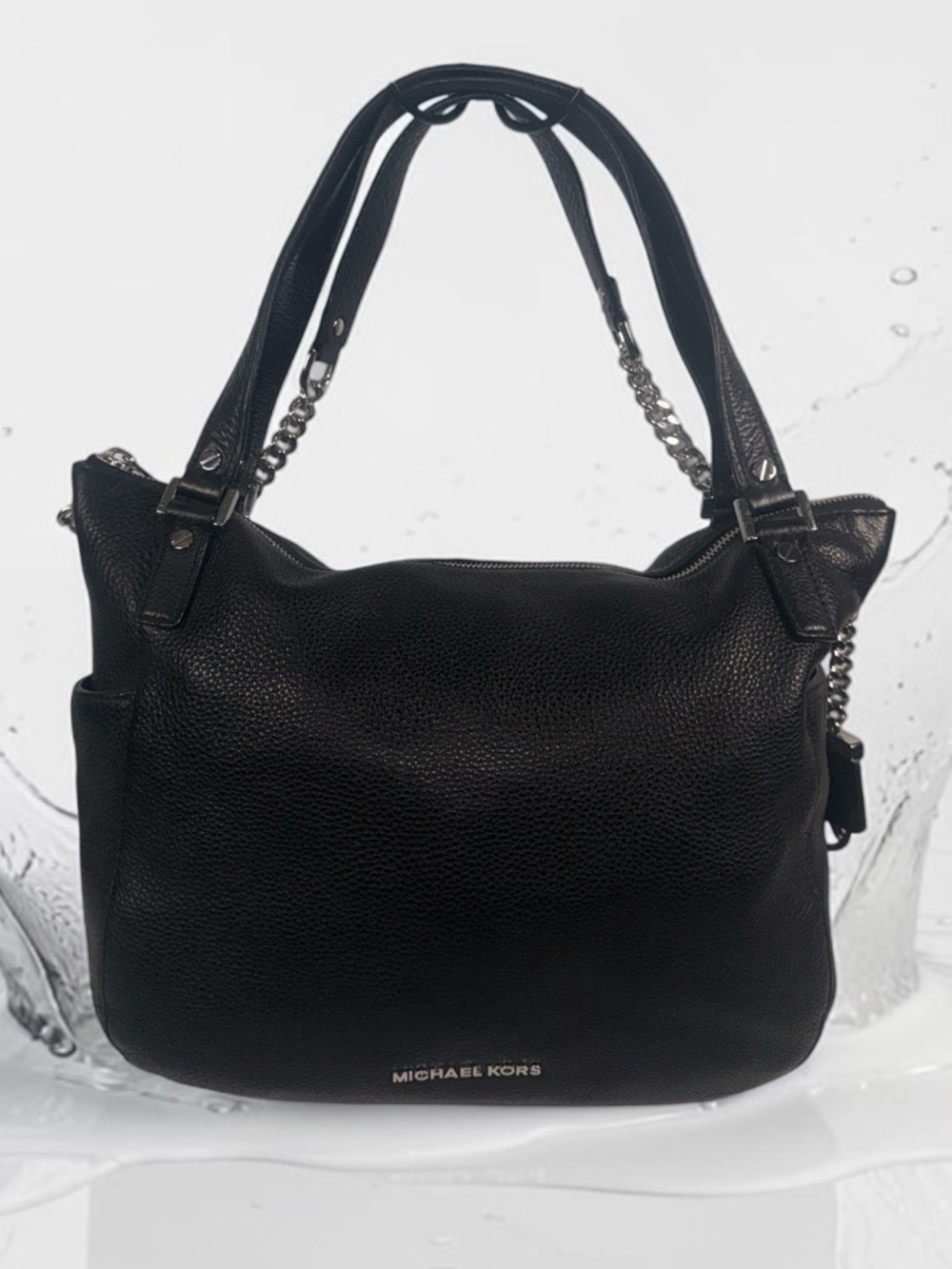 Michael Kors Chandler Large pebbled leather design